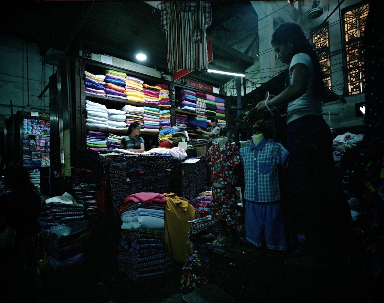 Myanmar, Yangon, Theingyi Plaza