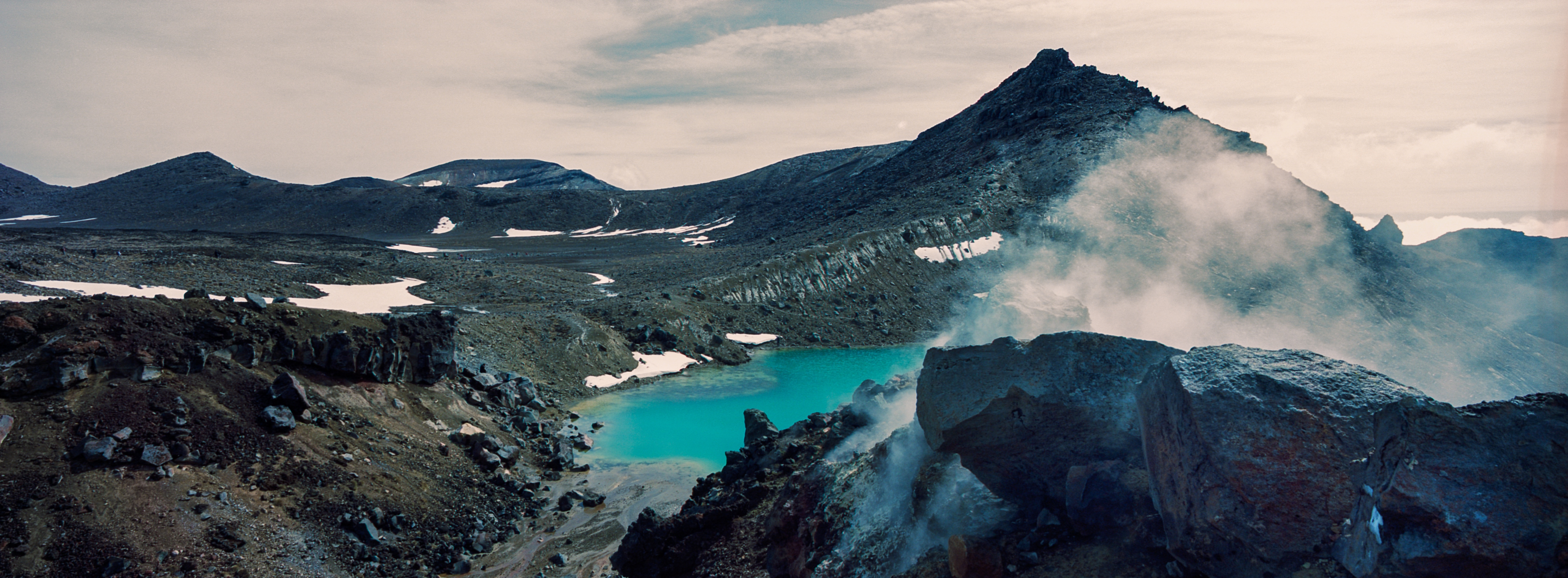 Emerald Lake, Tongariro National Park, Ruapehu District, North Island